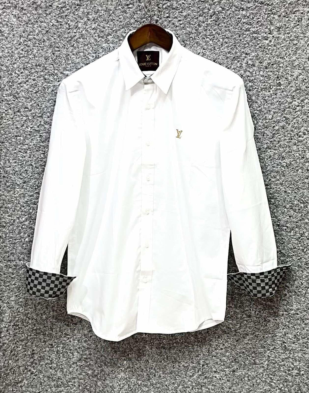 Lv solid white