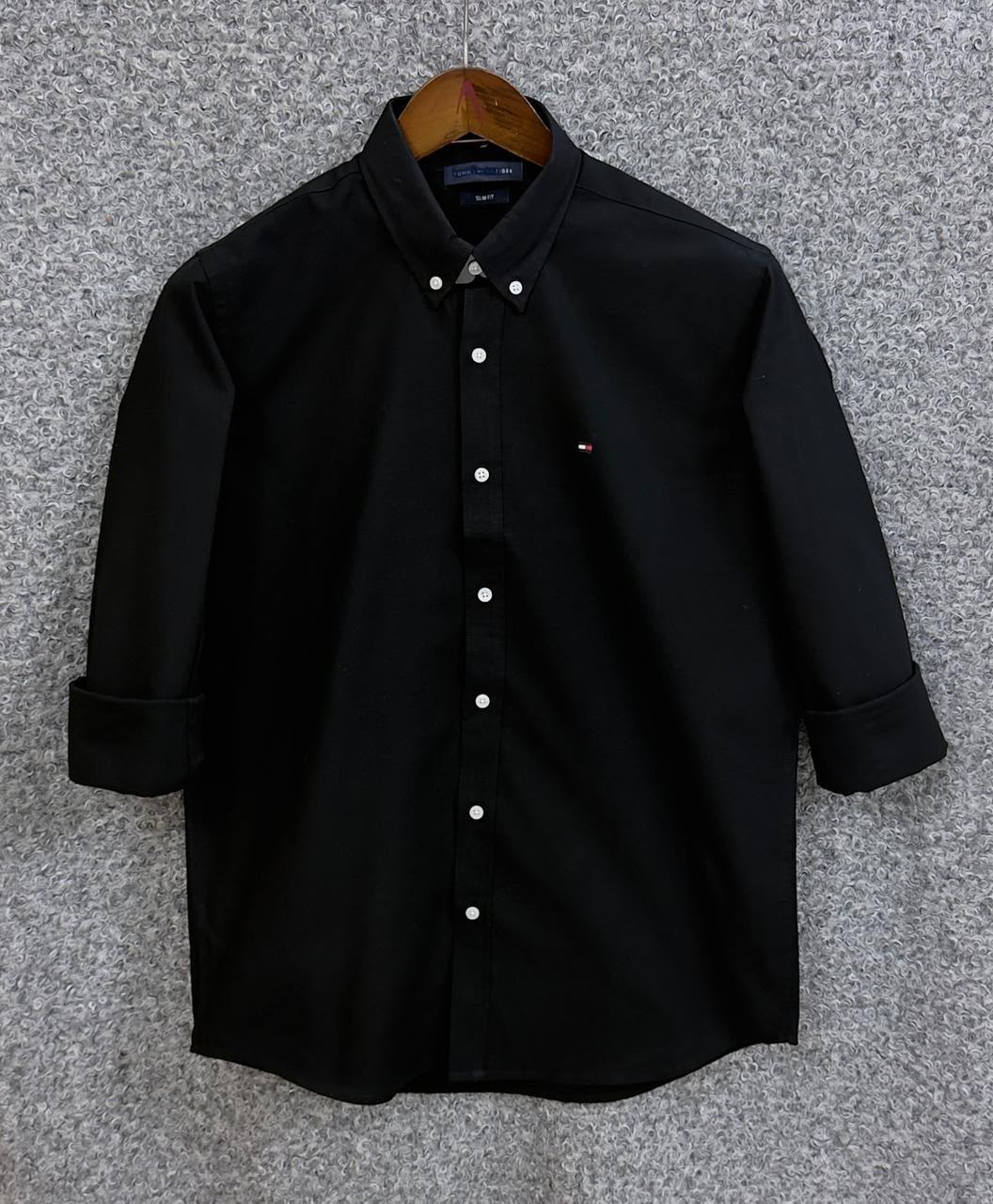 TM - BLACK SOLID